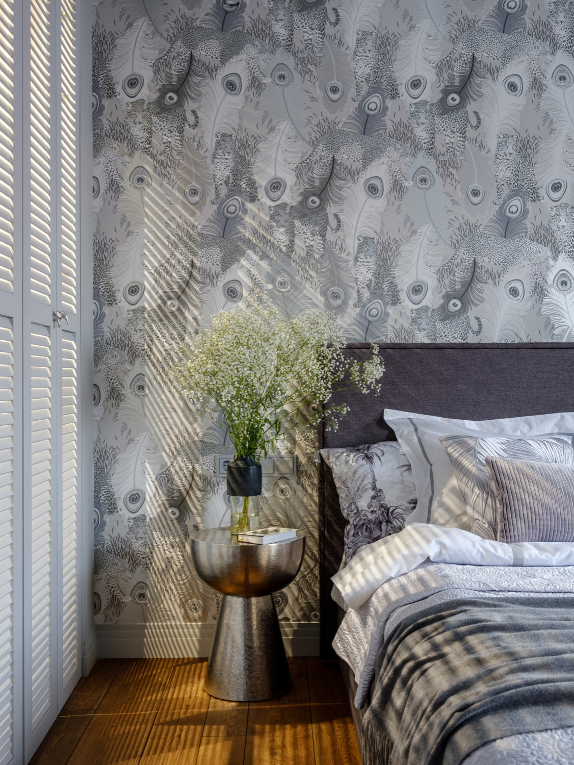 Houzz тур: Квартира с радиусной стеной и невысокими потолками