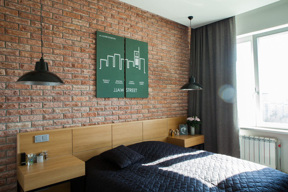 Houzz тур: Кирпич и дерево в квартире для молодой семьи