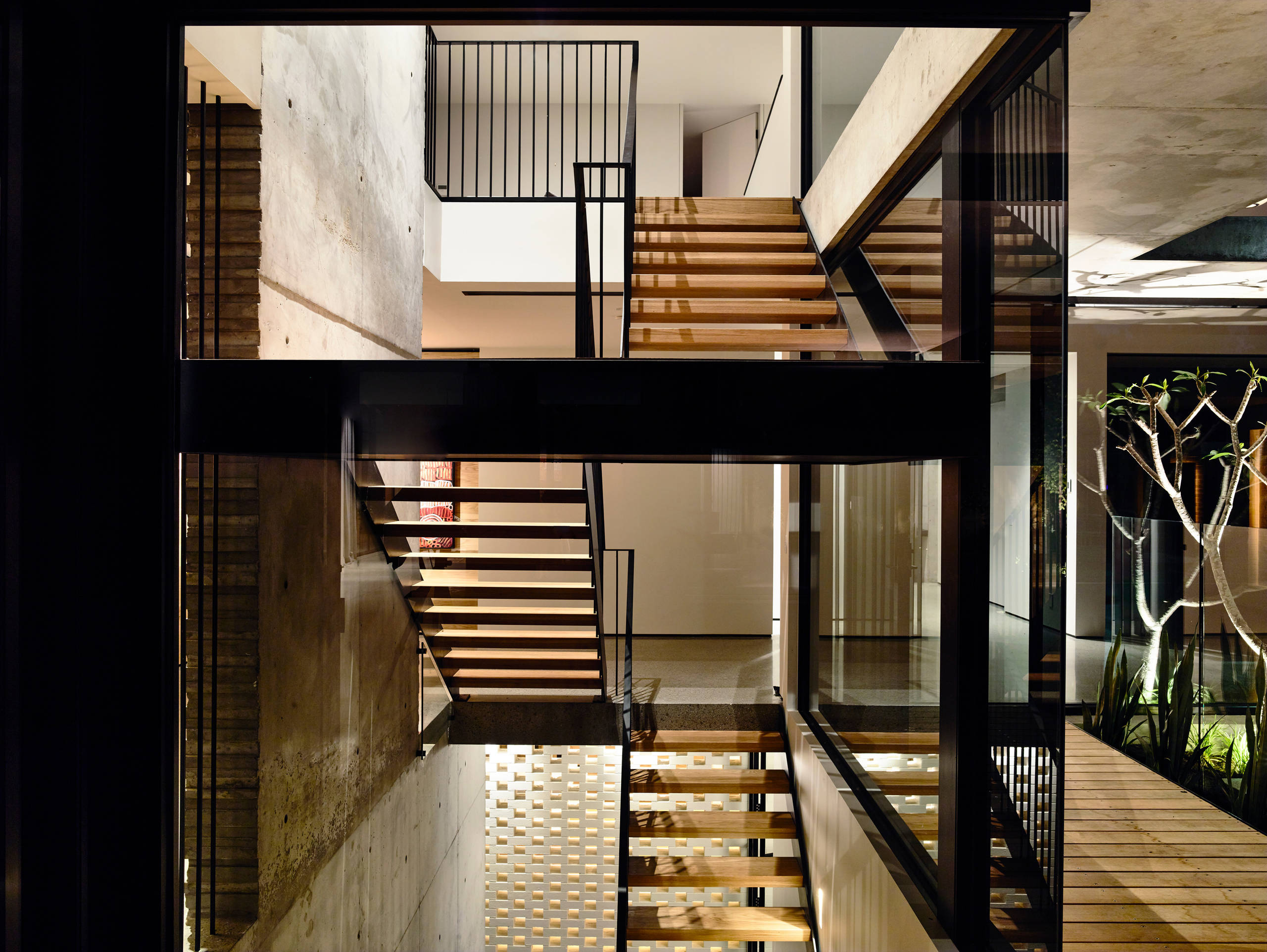 Houzz Австралия: Ультрасовременный дом из бетона для семьи архитекторов