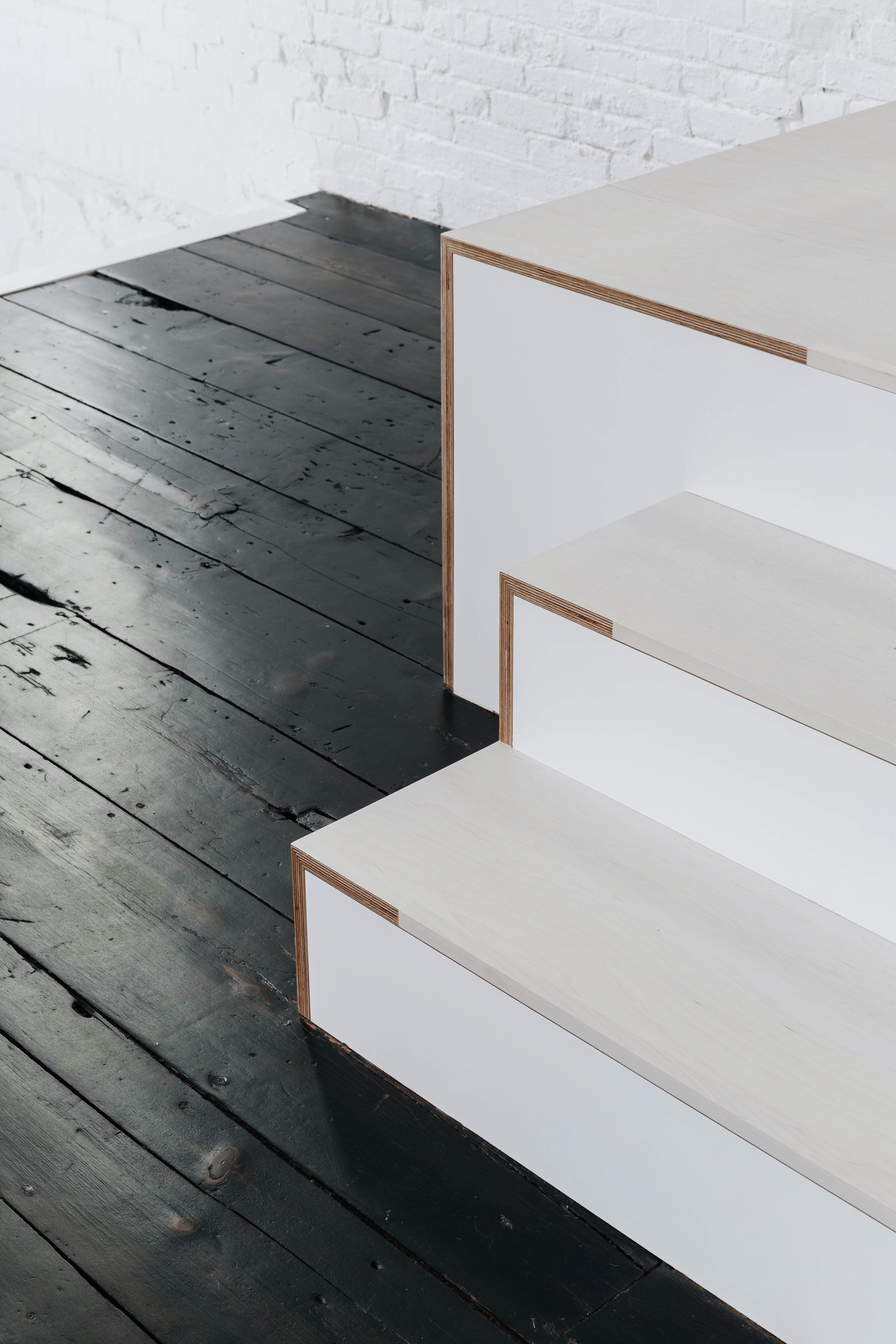 До и после: Из корпуса завода — в дом для отдыха под Нью-Йорком