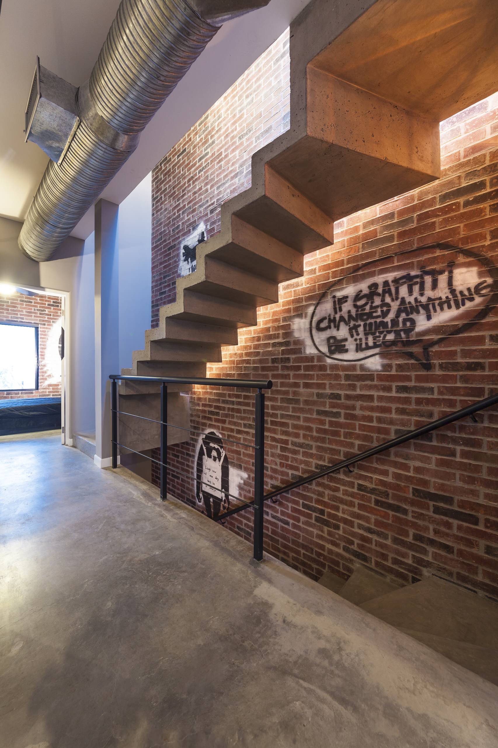 Итак, ваш стиль... уличный бунтарский