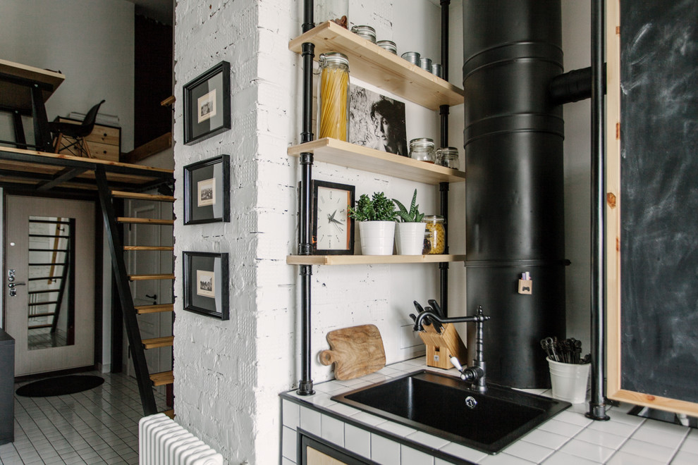 Houzz тур: Супрематическая мансарда семьи архитектора