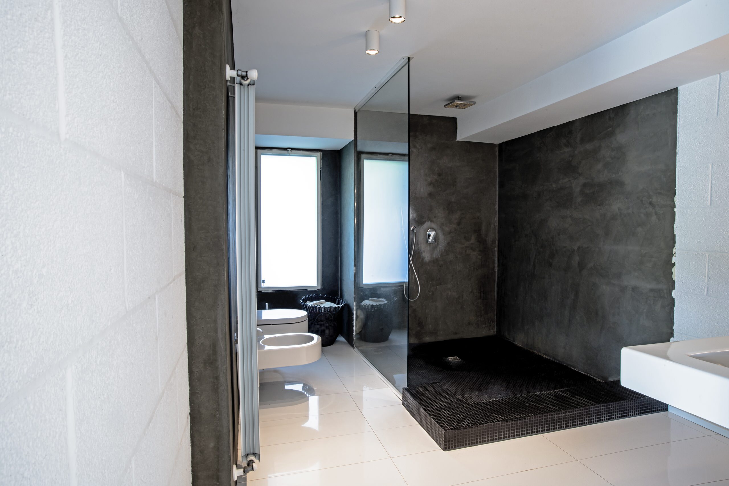 Houzz Италия: Гараж, переоборудованный в просторный дом