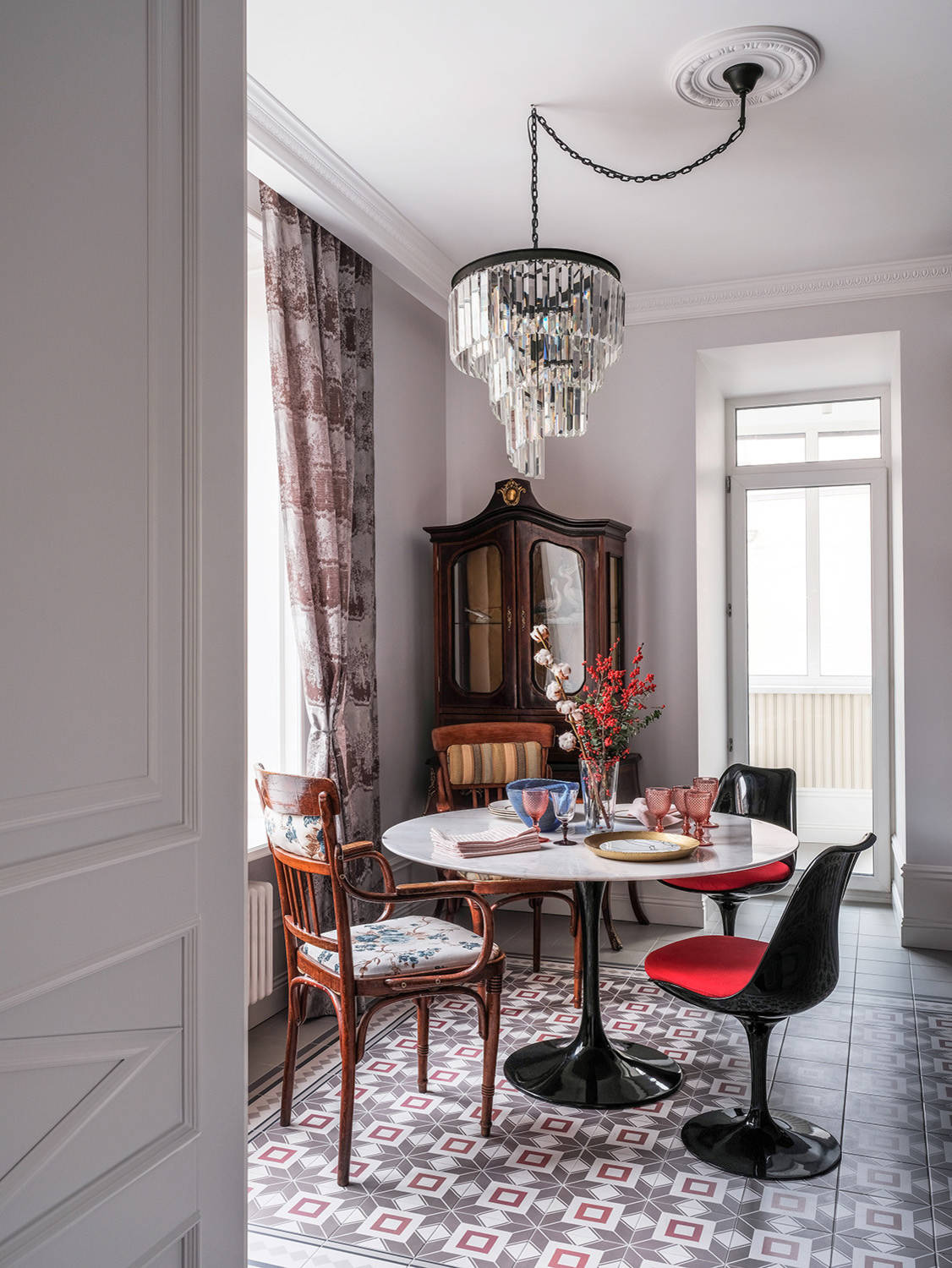 Houzz тур: Квартира кинорежиссёра на Патриарших прудах