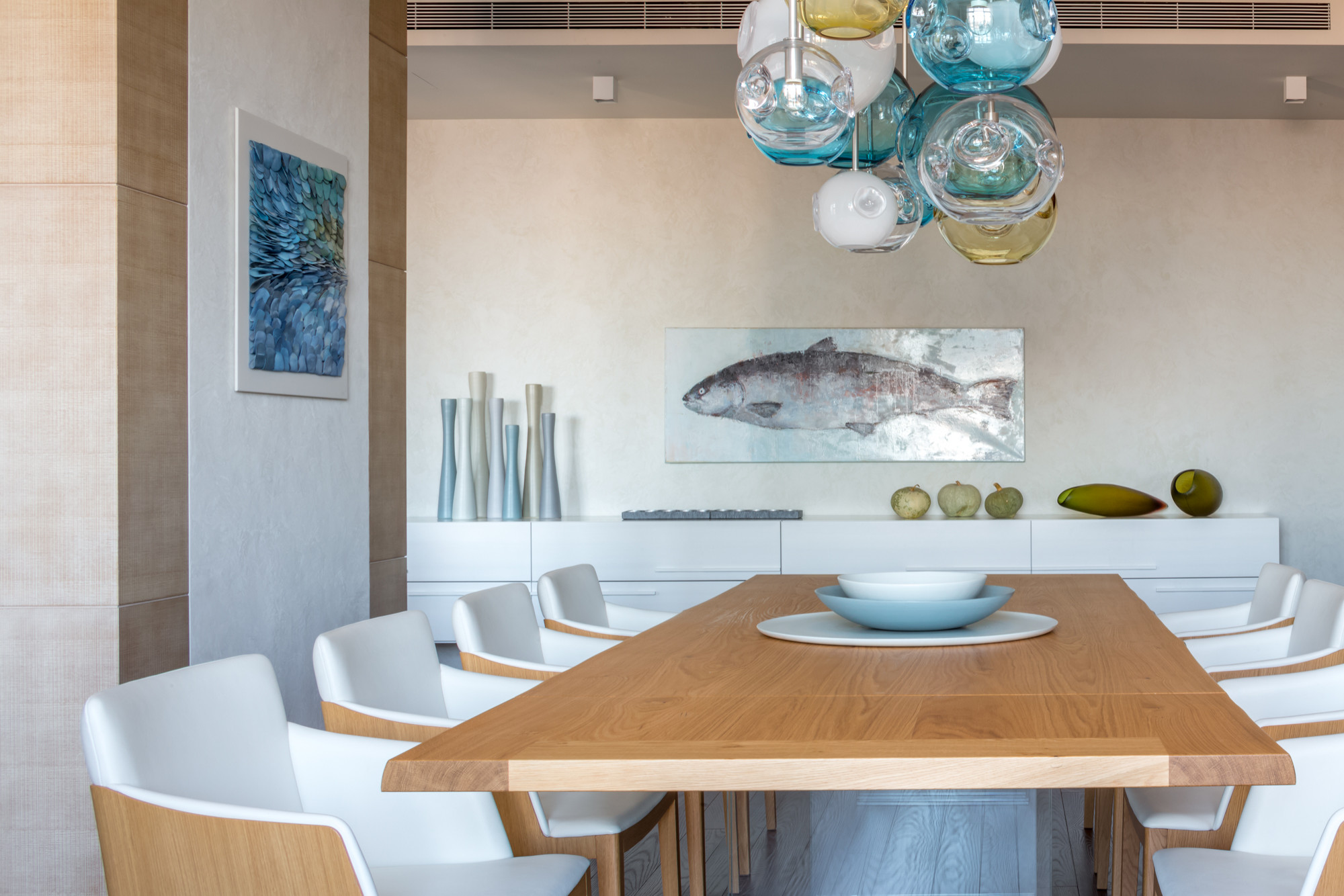 Houzz тур: Морской бриз и песок пустыни на борту квартиры-«Наутилуса»