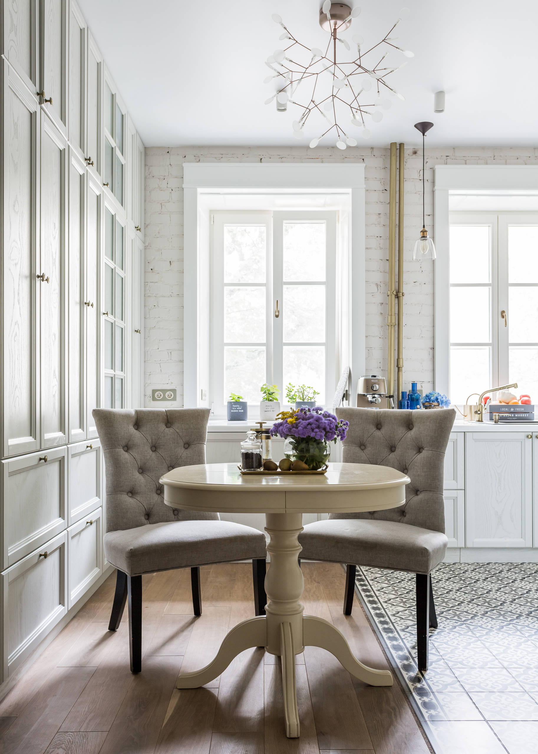 Houzz тур: Квартира на Таганке с гостиной вместо коридора