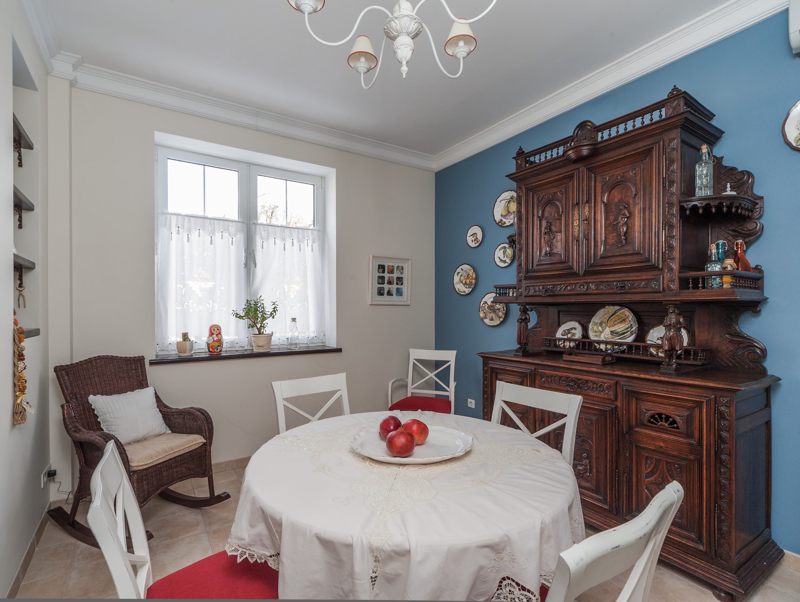 Houzz тур: Таунхауз в Калининграде в духе английского кантри