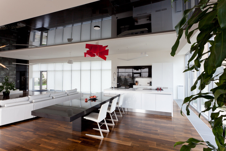 Houzz тур: Дом в стиле минимализм с лестницей в небо