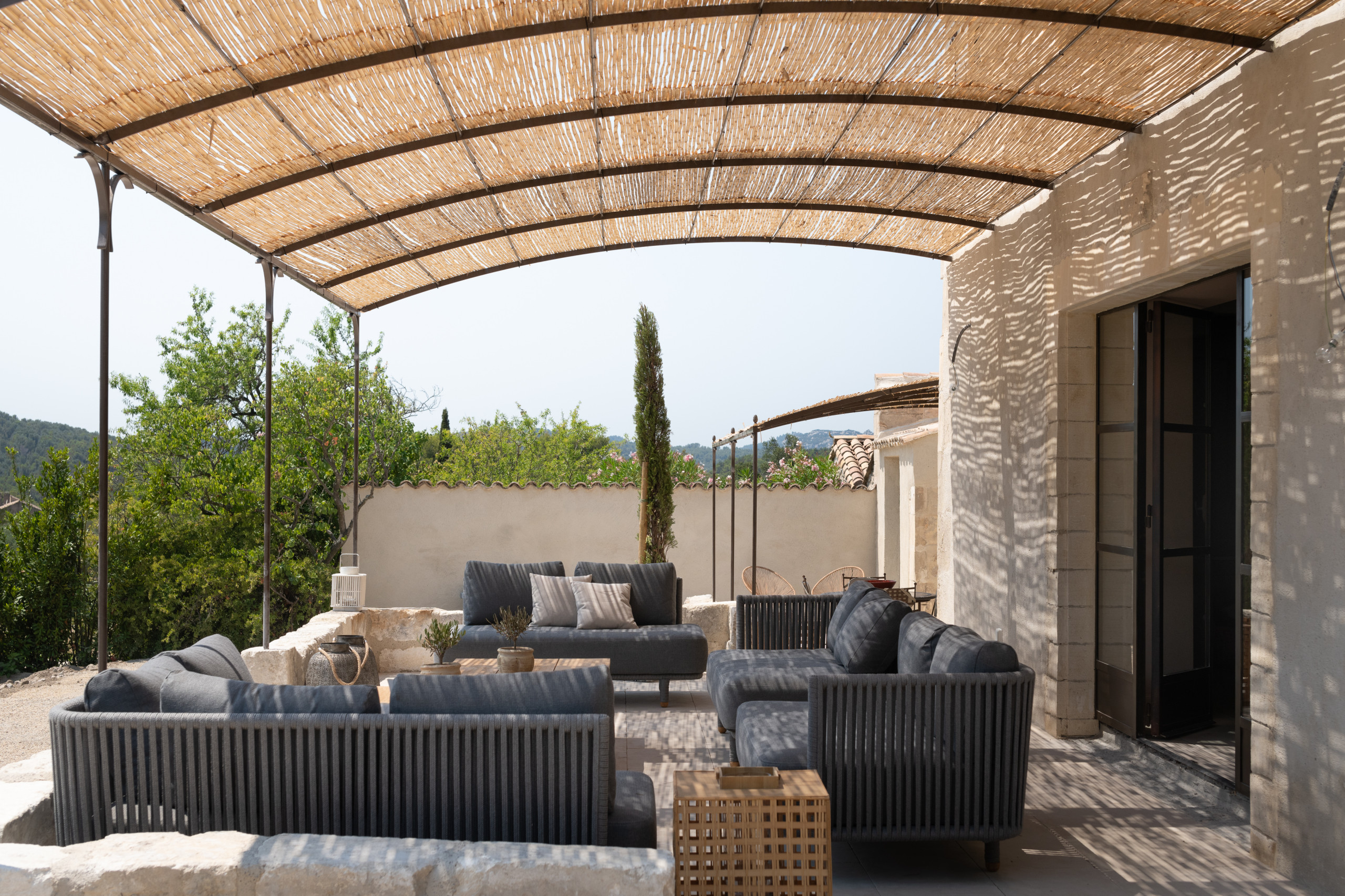 Фотоохота:  В тени 37 пергол и беседок