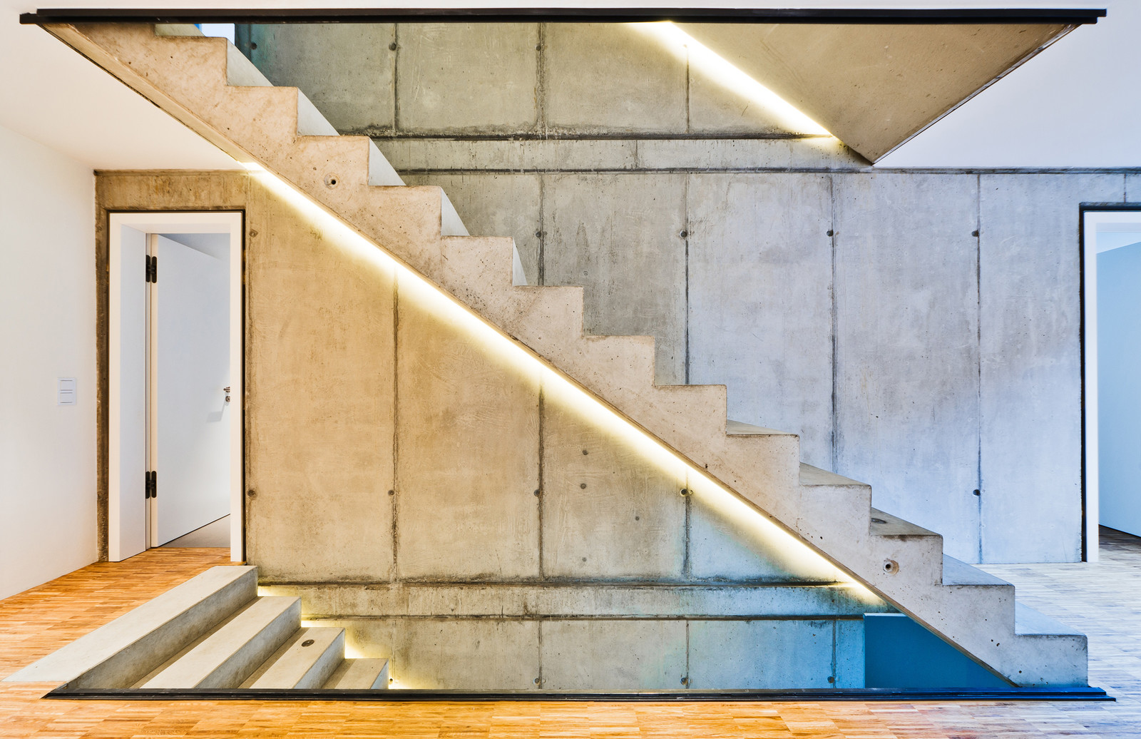 Материалы: 6 технологий декорирования стен под бетон