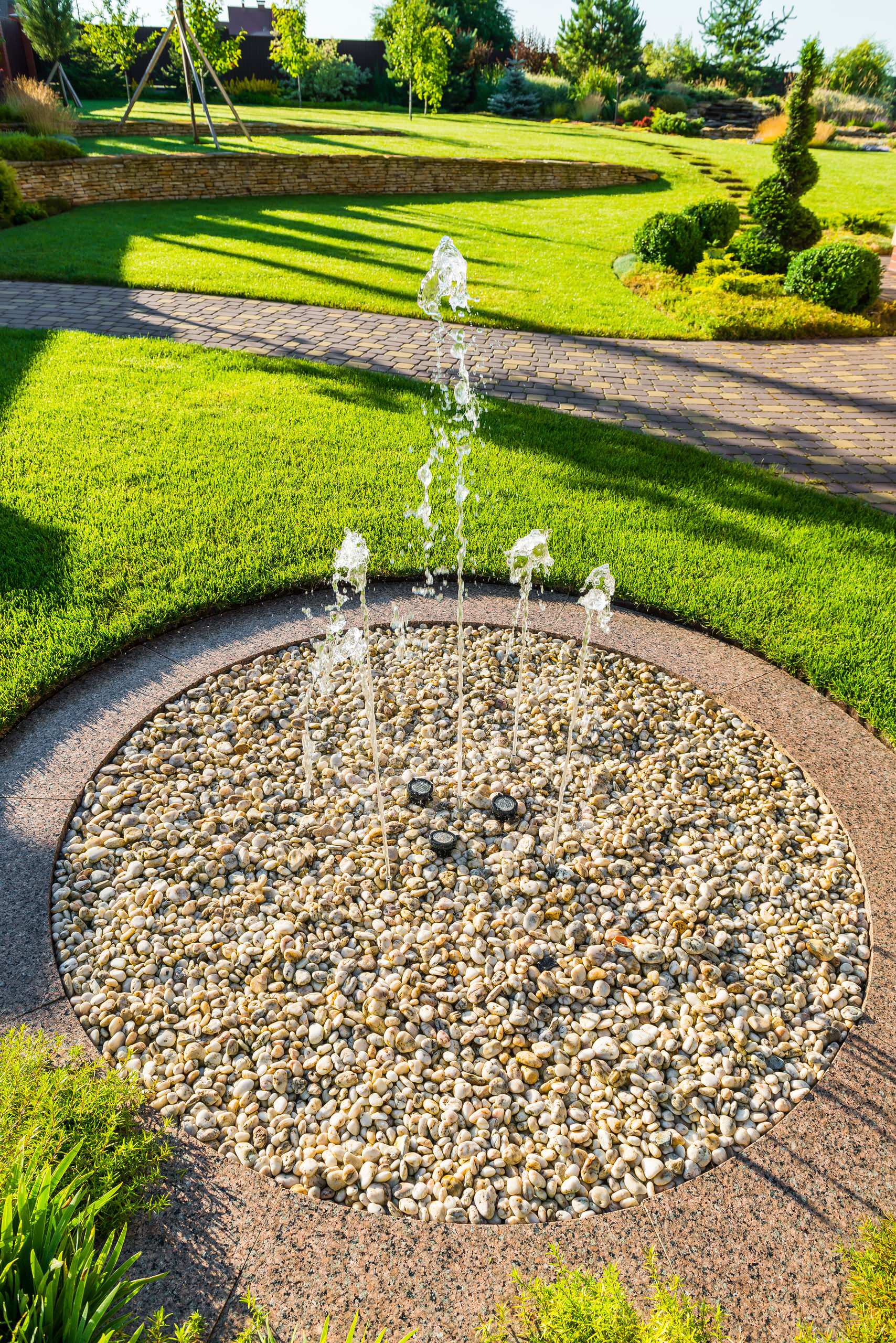 Рулонный газон: Лужайка, которую можно взять с собой