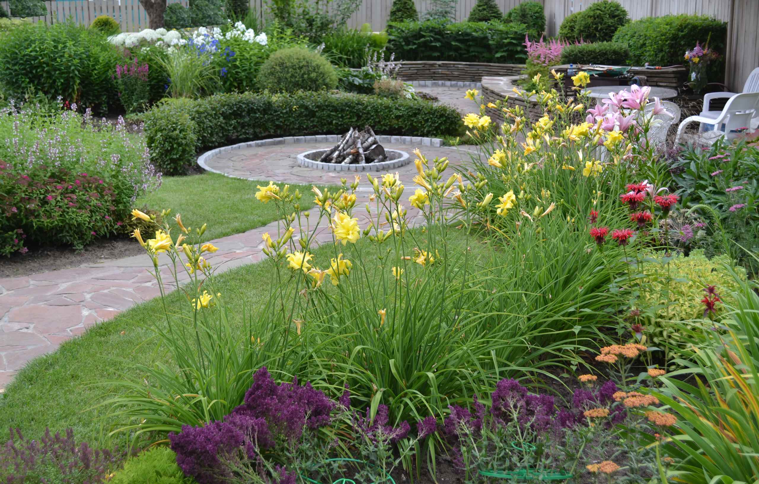 Зонирование участка: 11 приемов, не считая забора