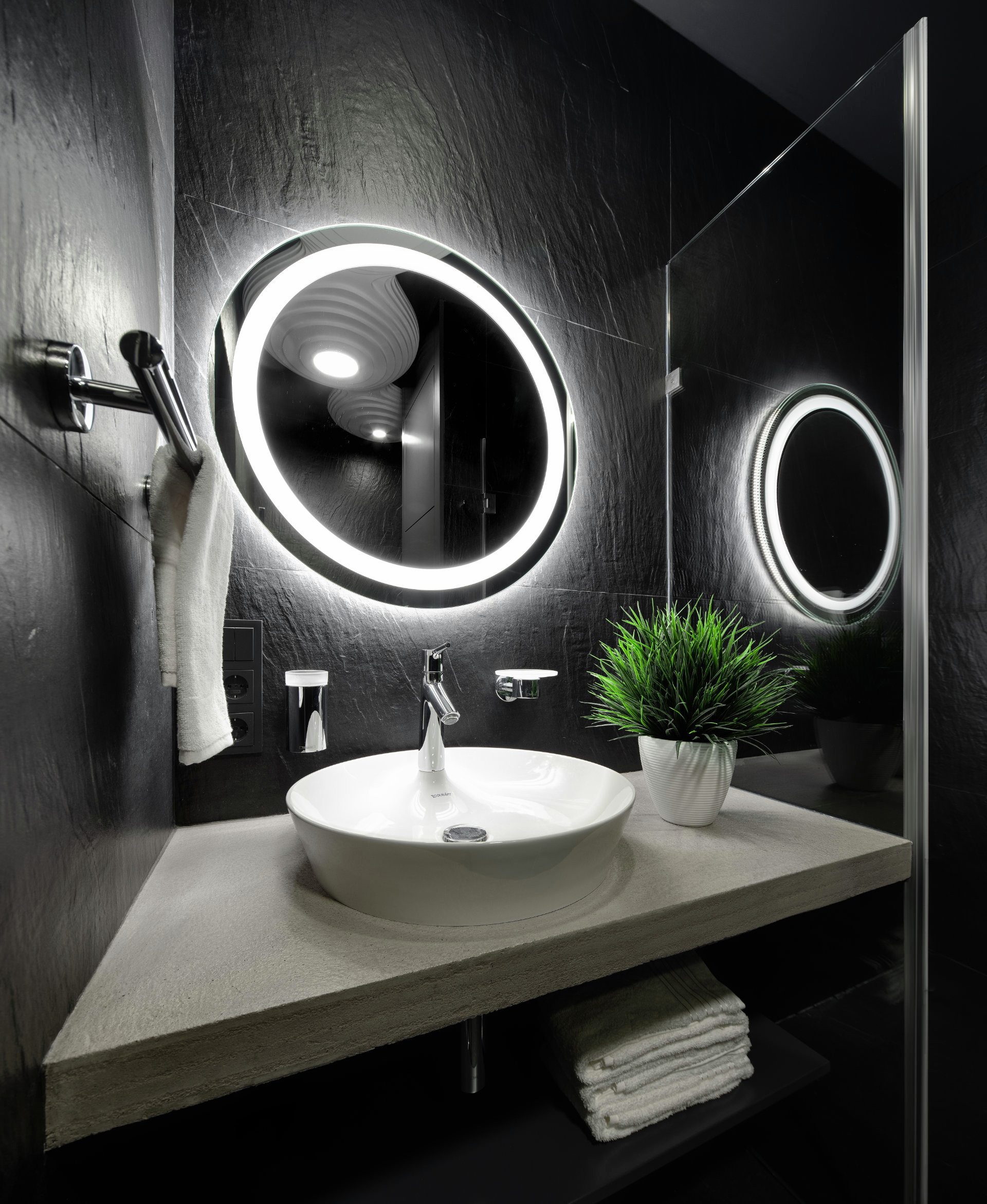 Houzz Украина: Квартира, которая напоминает космическую станцию