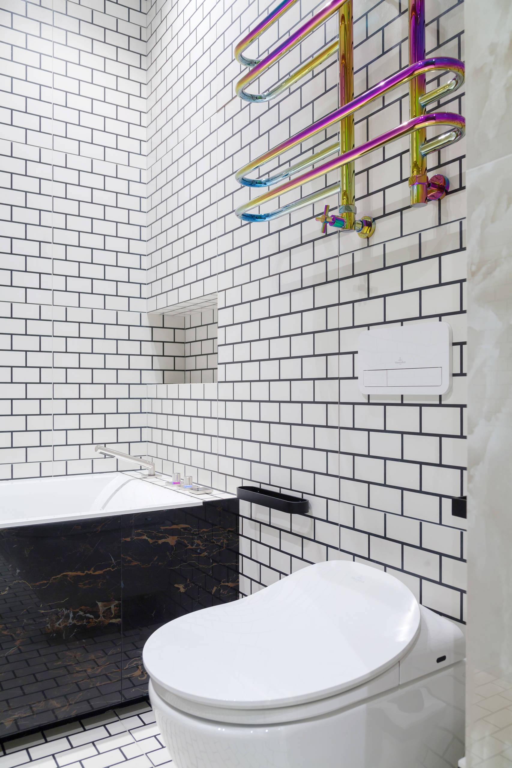 Houzz тур: Ретрофутуризм в бывшей «двушке»