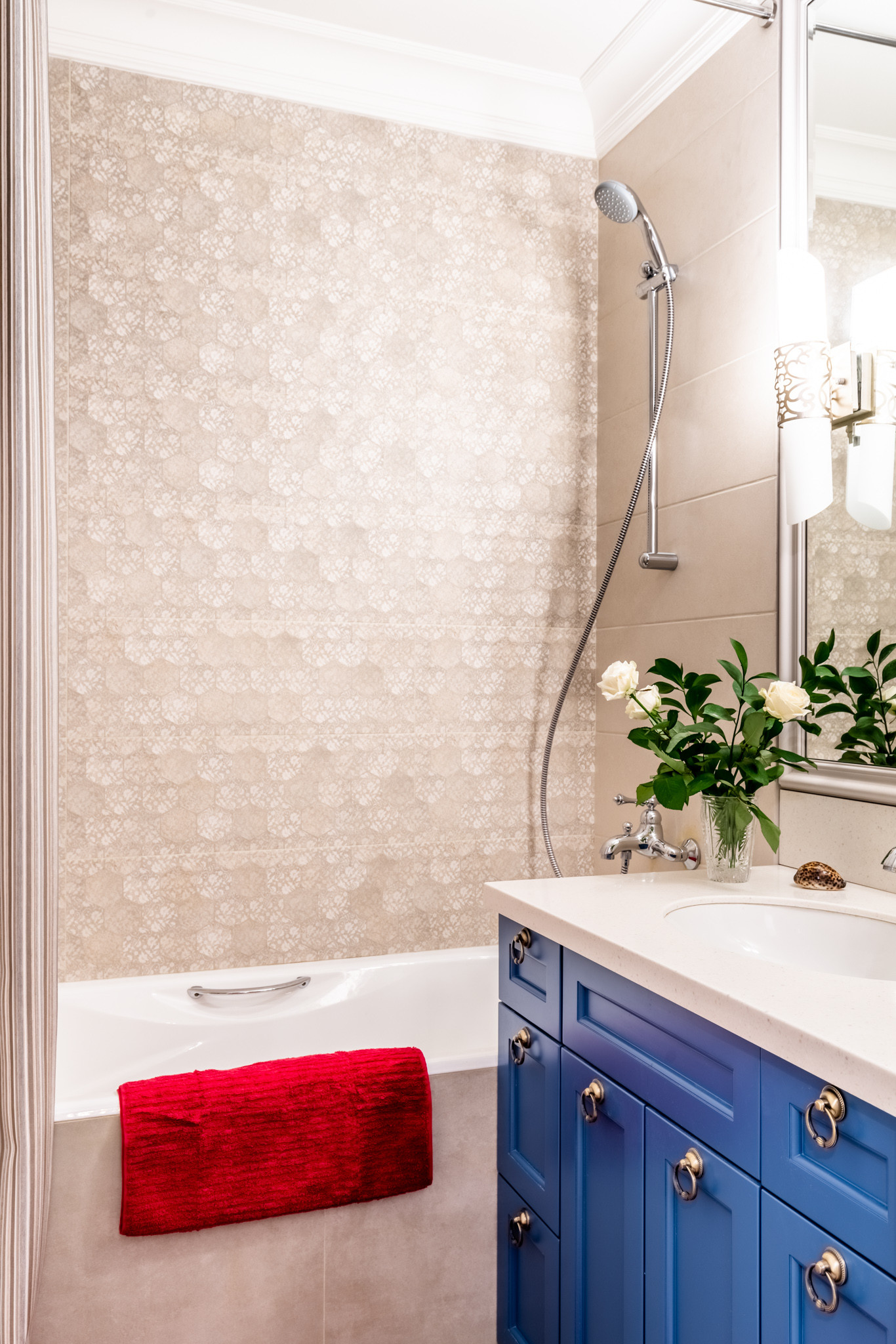 Houzz тур: Из «однушки» — «двушка» с двумя (!) гардеробными