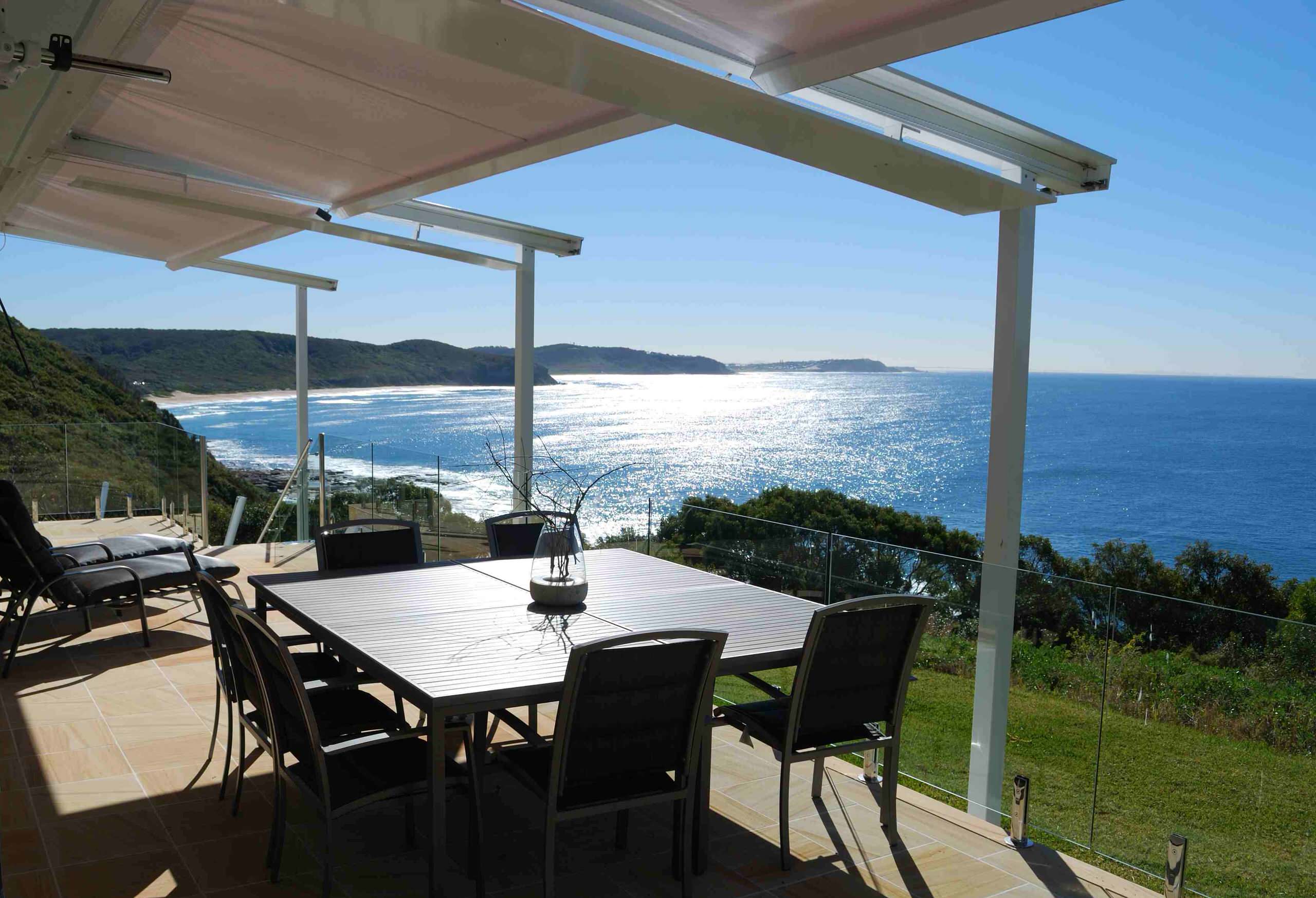 Солнцезащита: Что нужно знать про шторы с другой стороны окна