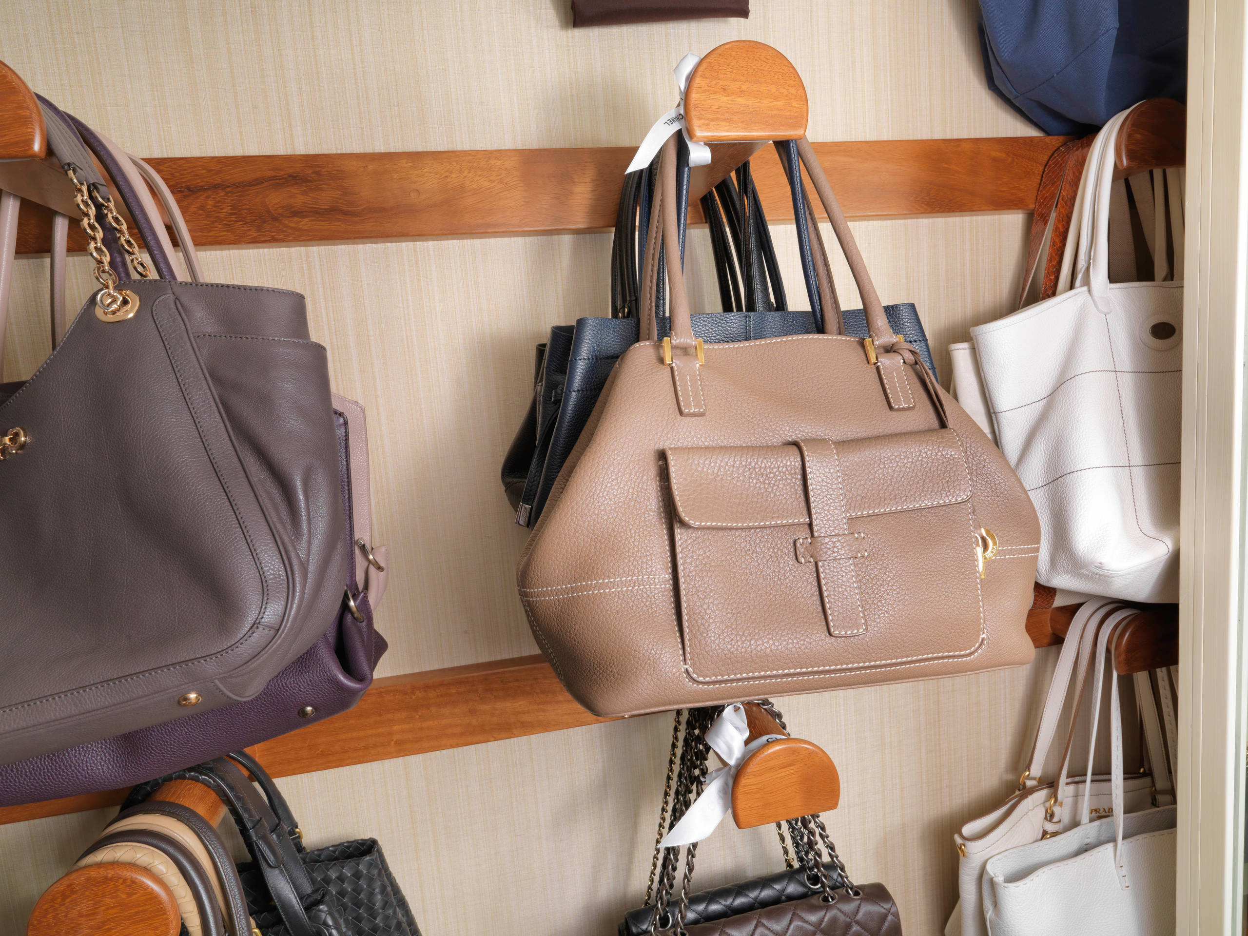 На порядок выше: Как победить хаос, царящий в шкафу