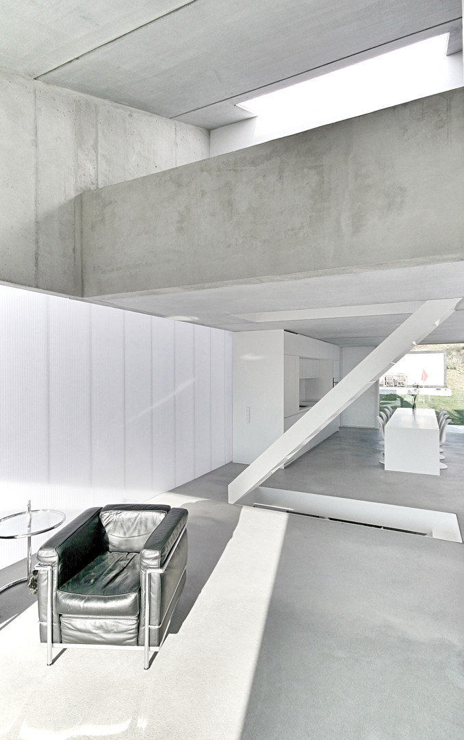 Архитектура: Cветлый эко-коттедж на холме в Эсслингене