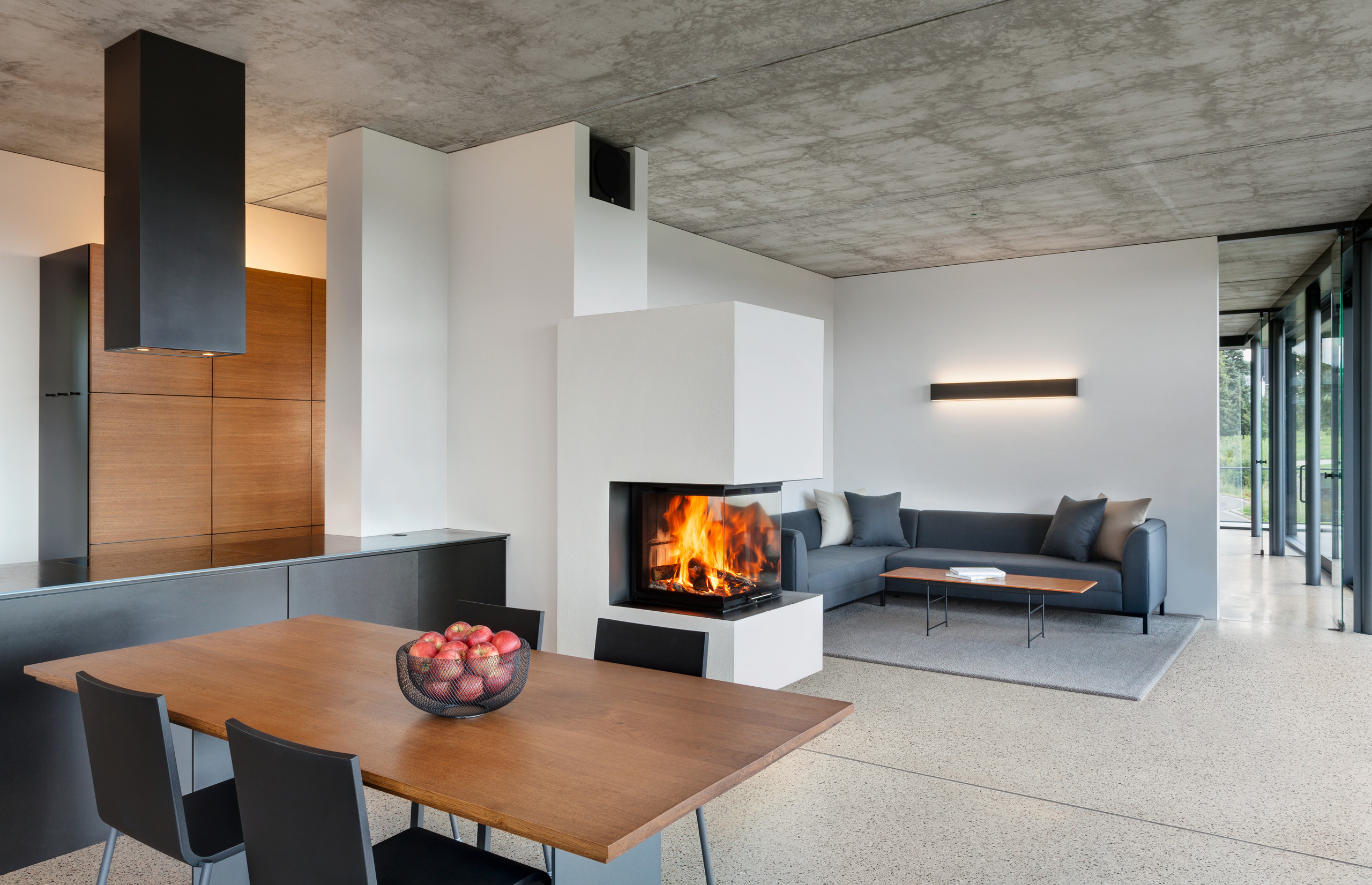 Houzz Германия: Дом с бассейном на склоне холма